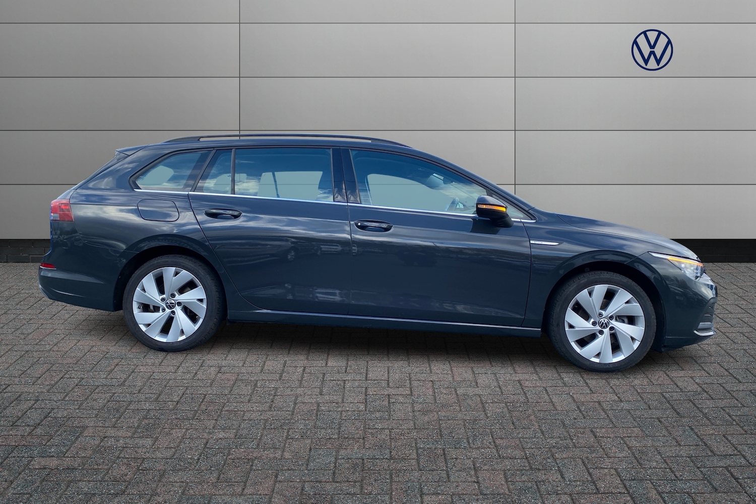 Used Volkswagen Golf 2022 for sale - 77031215: Photo 4