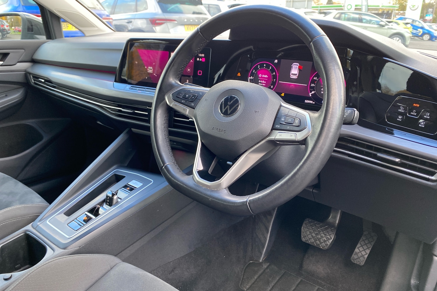 Used Volkswagen Golf 2022 for sale - 77031215: Photo 6