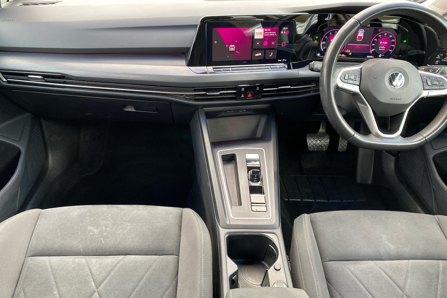 Used Volkswagen Golf 2022 for sale - 77031215: Photo 8