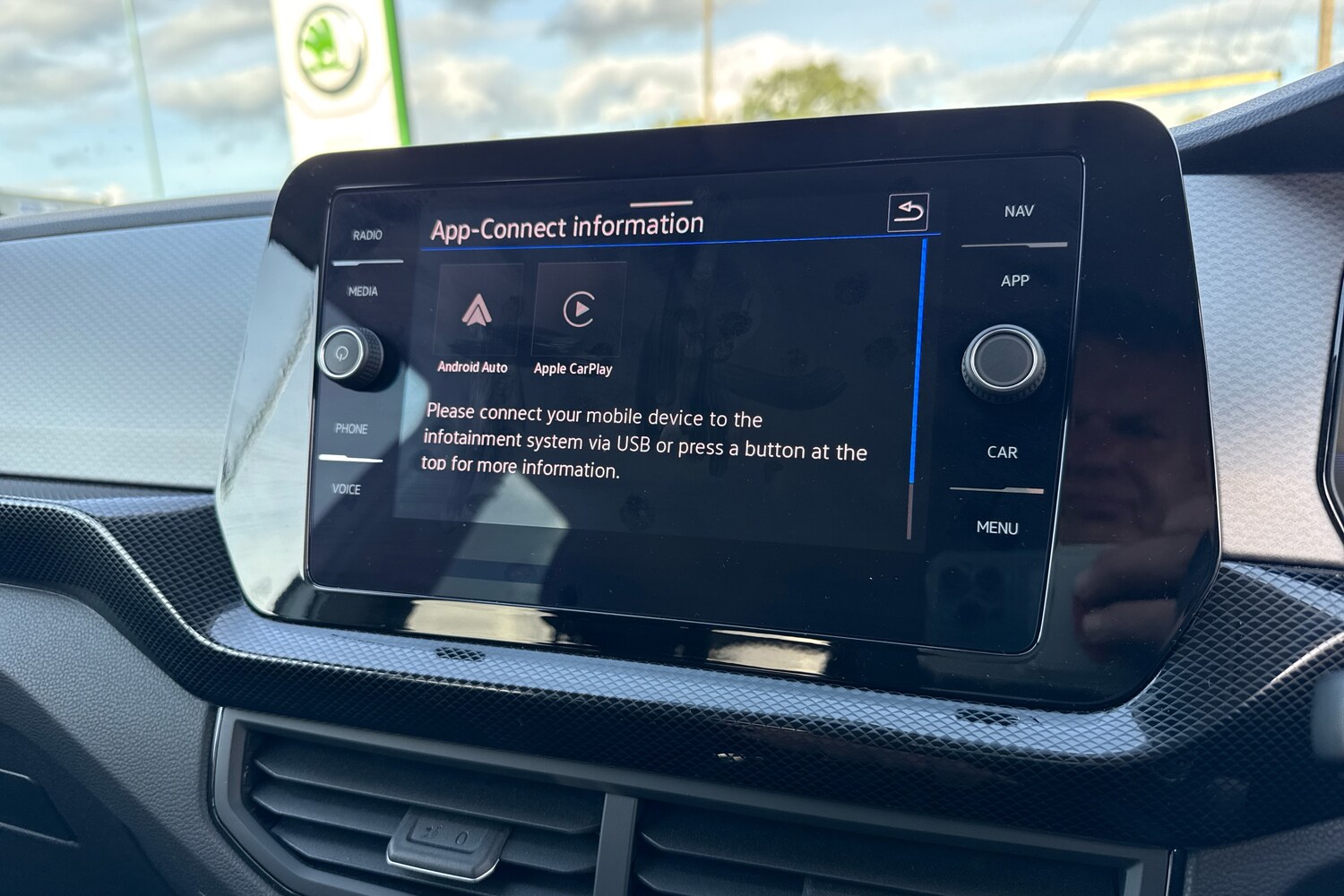 Used Volkswagen T-Cross 2024 for sale - 76676914: Photo 18