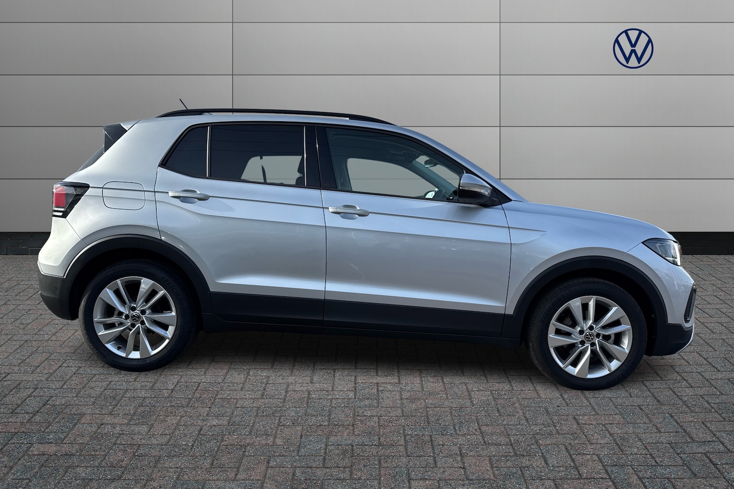 Used Volkswagen T-Cross 2024 for sale - 76676914: Photo 4