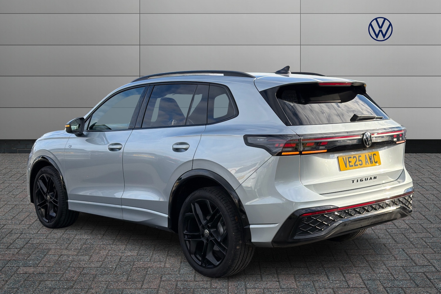 Used Volkswagen Tiguan 2025 for sale - 76679202: Photo 3