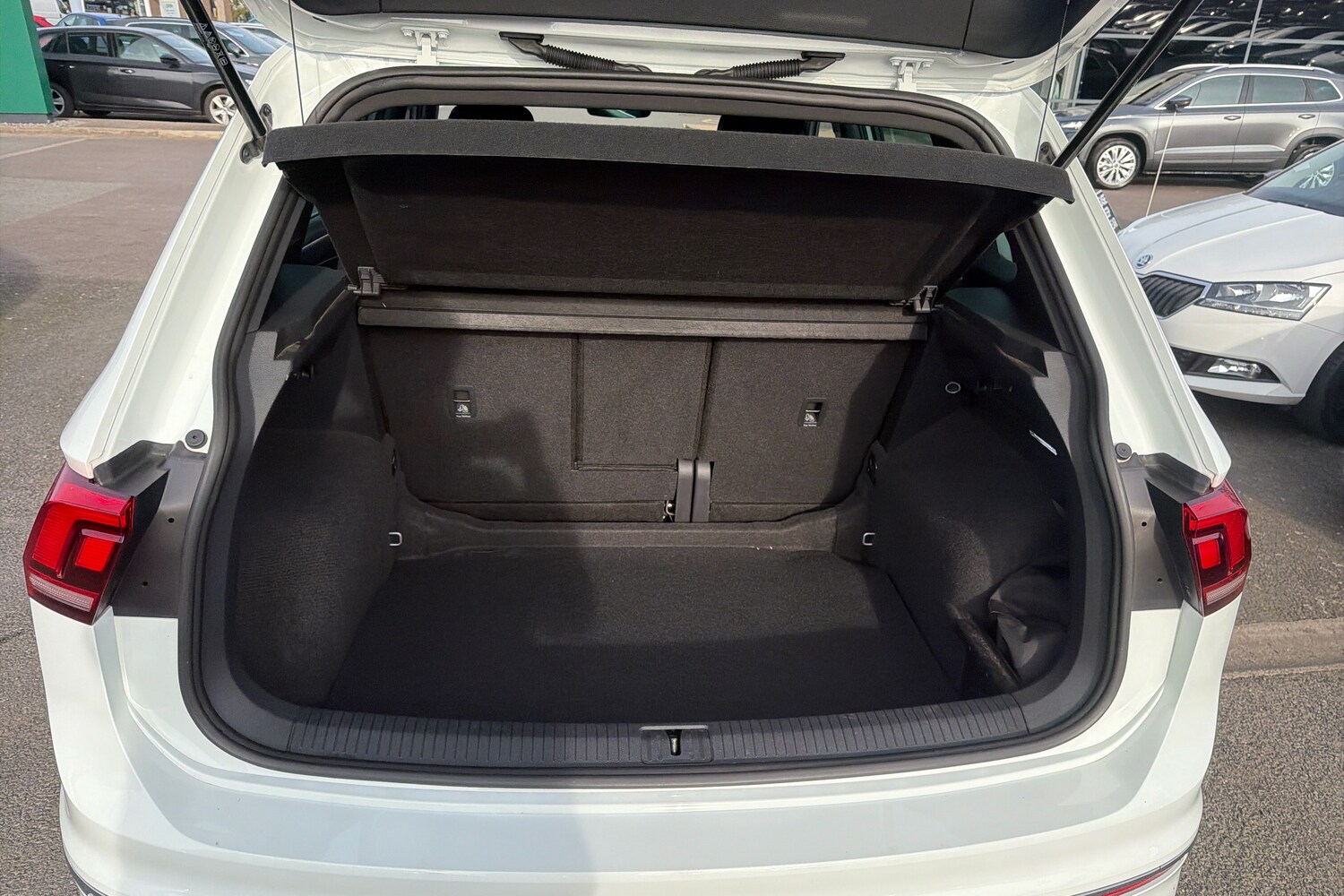 Used Volkswagen Tiguan 2023 for sale - 78137182: Photo 12