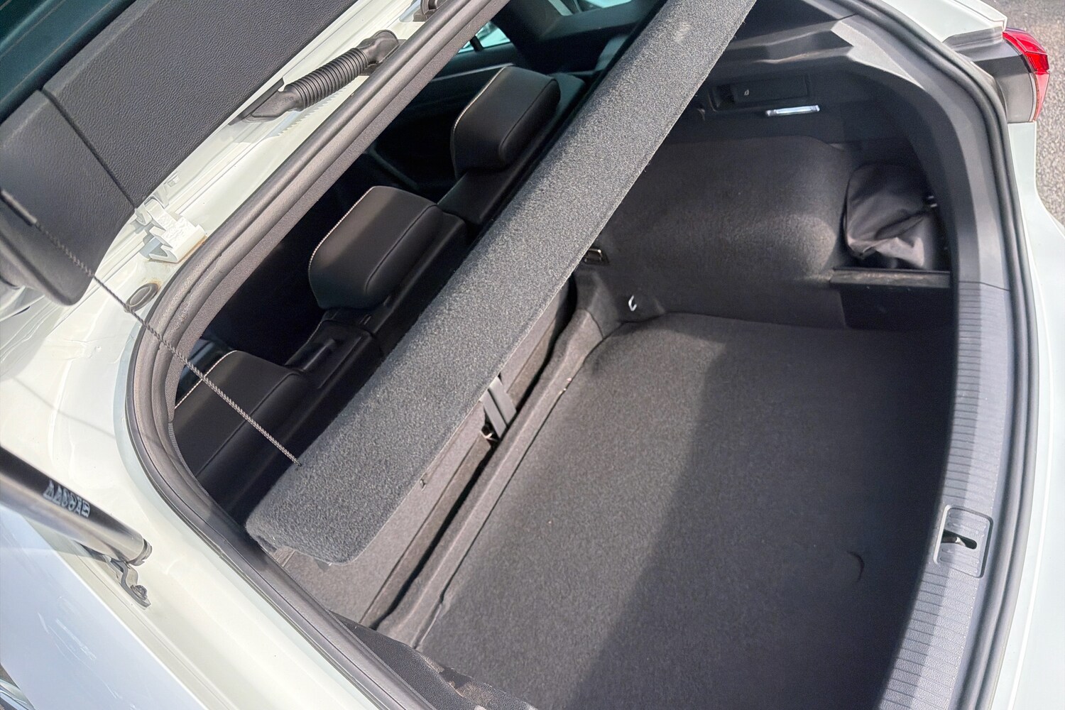 Used Volkswagen Tiguan 2023 for sale - 78137182: Photo 14