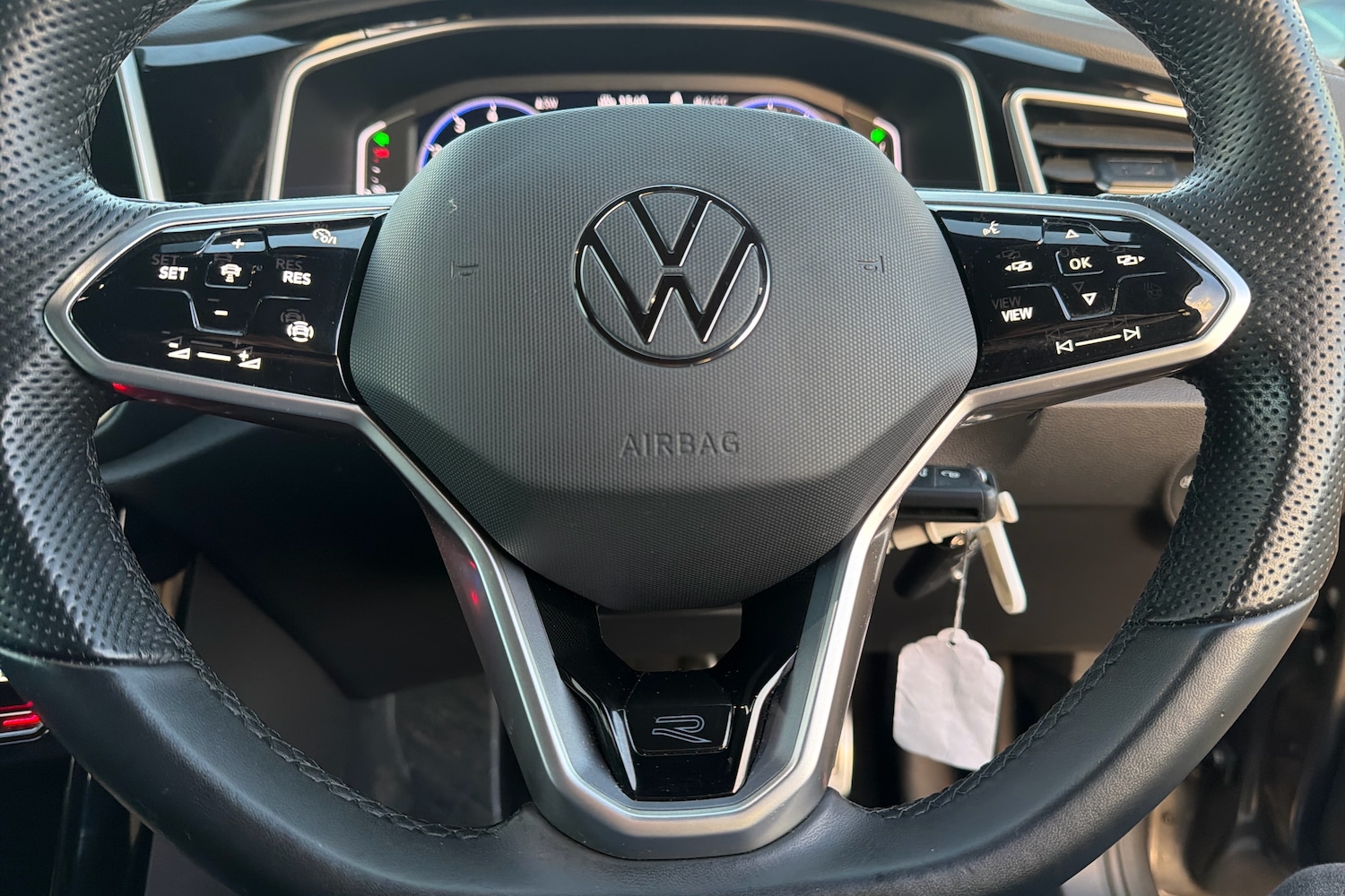 Used Volkswagen T-Roc 2022 for sale - 76675526: Photo 16