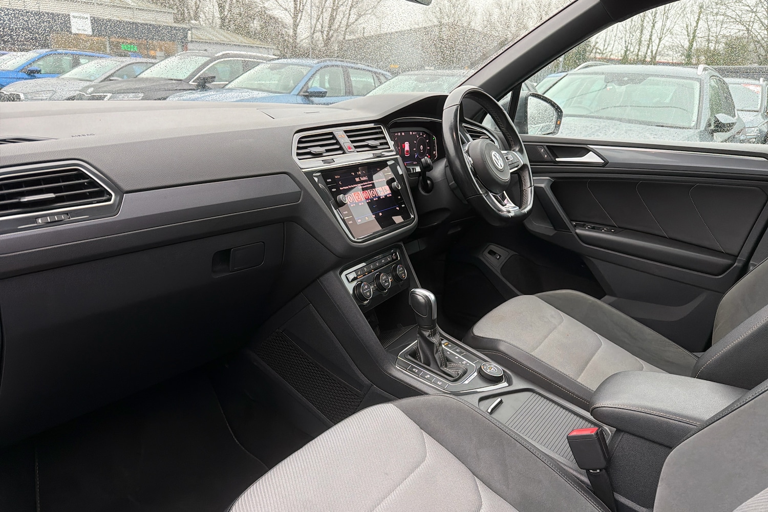 Used Volkswagen Tiguan 2019 for sale - 77484942: Photo 2