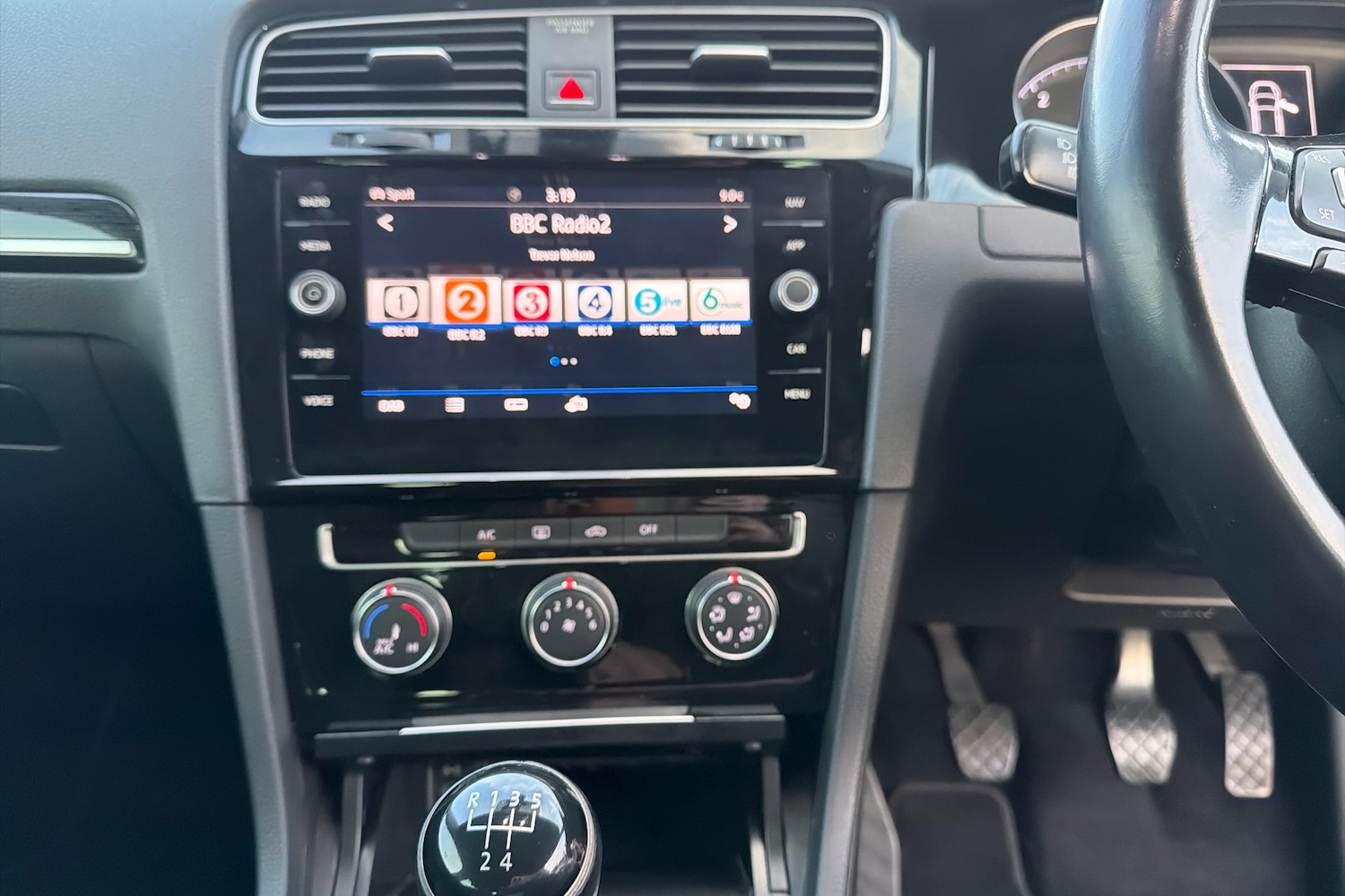 Used Volkswagen Golf 2018 for sale - 77042704: Photo 9