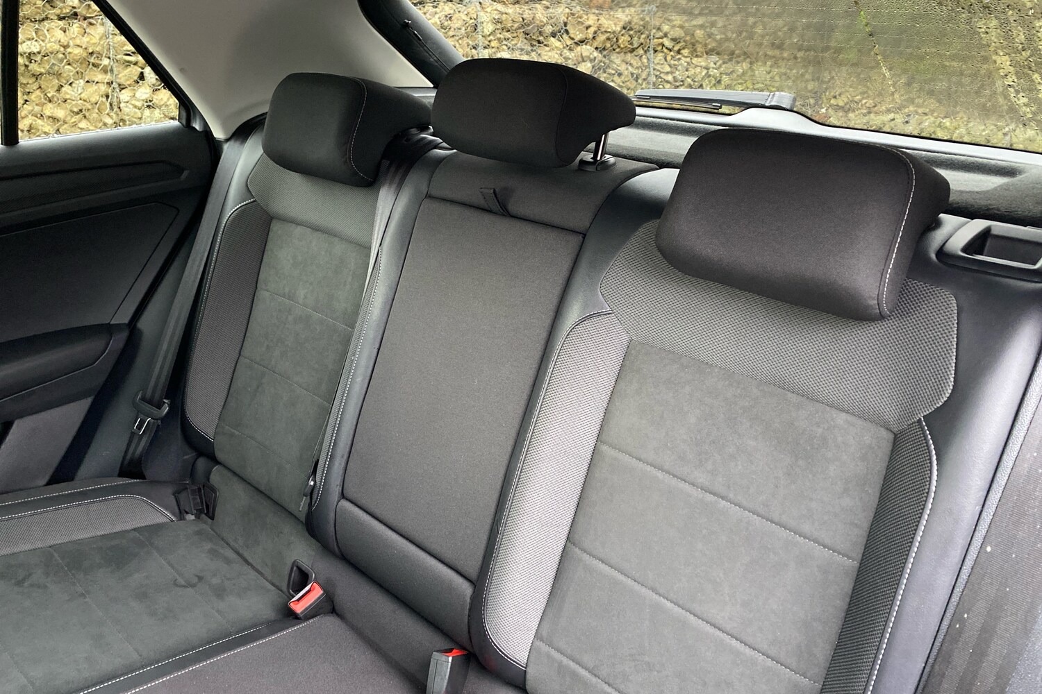 Used Volkswagen T-Roc 2024 for sale - 77256196: Photo 11