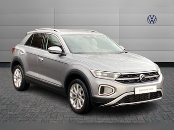 Used Volkswagen T-Roc 2024 for sale - 77256196: Photo