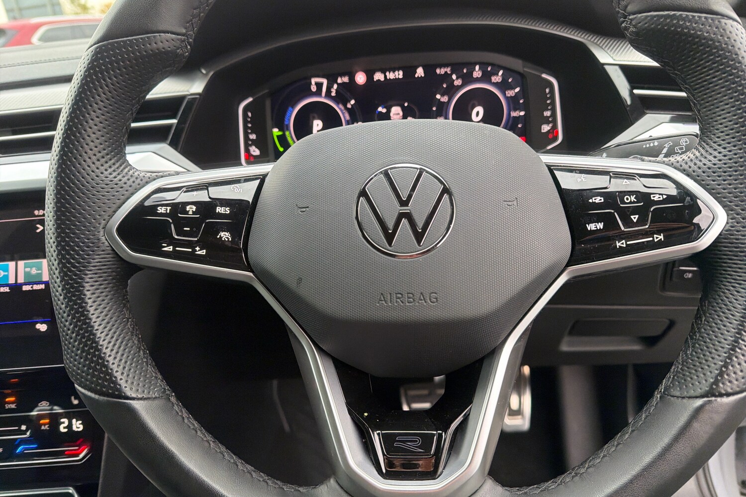 Used Volkswagen Arteon 2024 for sale - 76678303: Photo 16