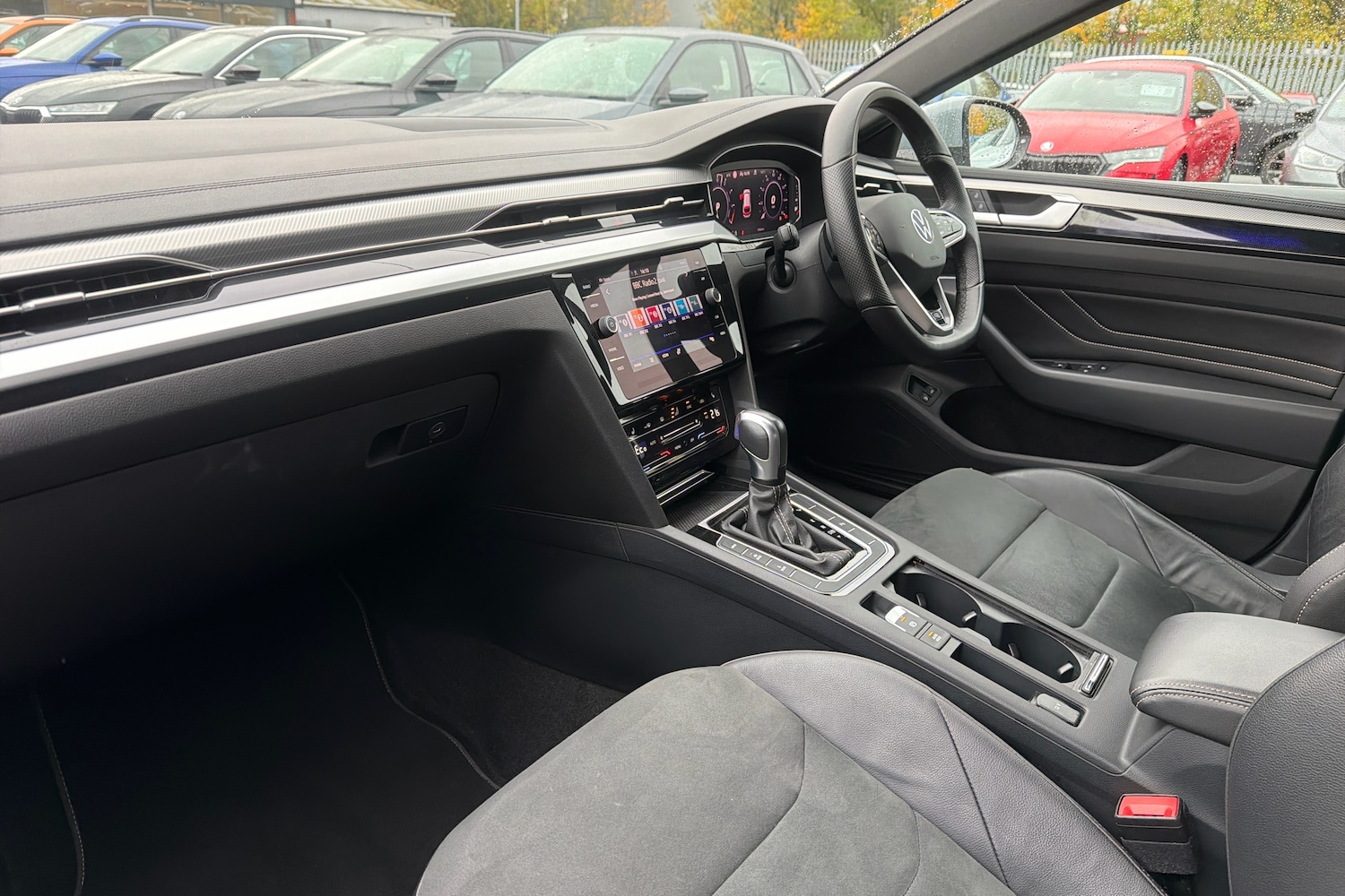 Used Volkswagen Arteon 2024 for sale - 76678303: Photo 2