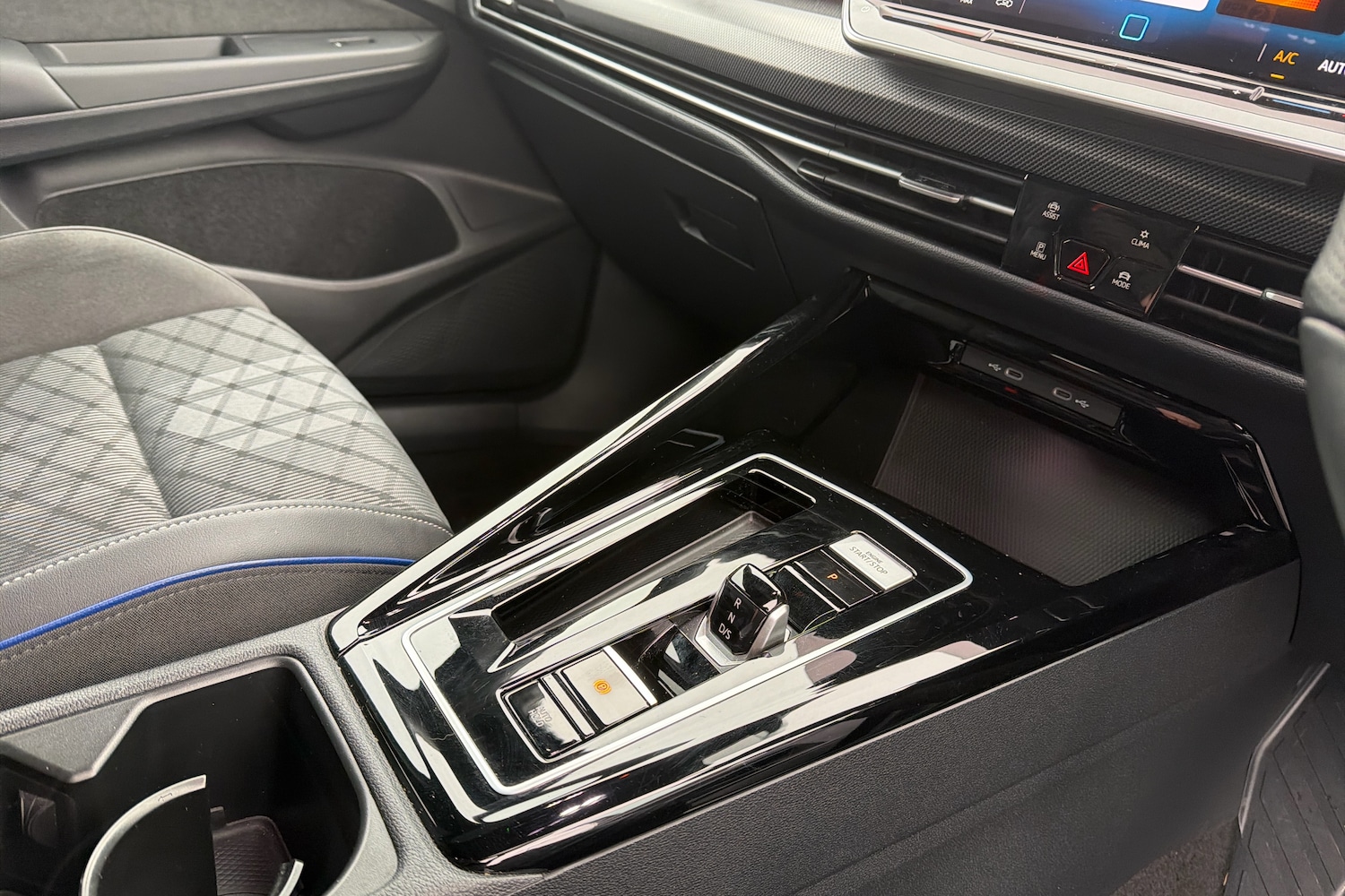 Used Volkswagen Golf 2025 for sale - 77706274: Photo 10