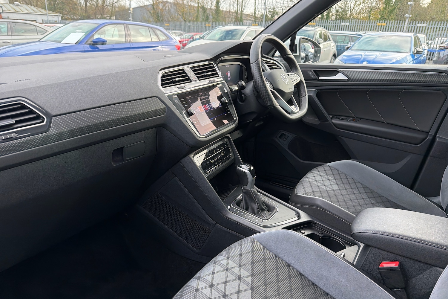 Used Volkswagen Tiguan 2023 for sale - 76676405: Photo 2