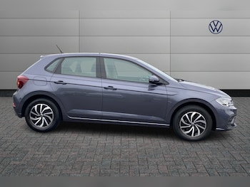 Used Volkswagen Polo 2023 for sale - 76304451: Photo