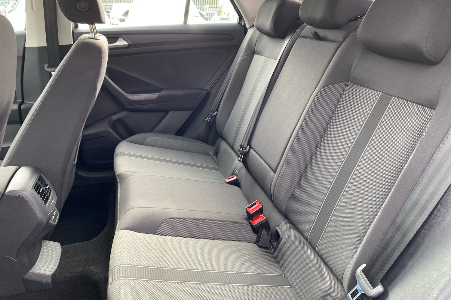 Used Volkswagen T-Roc 2022 for sale - 76675027: Photo 11