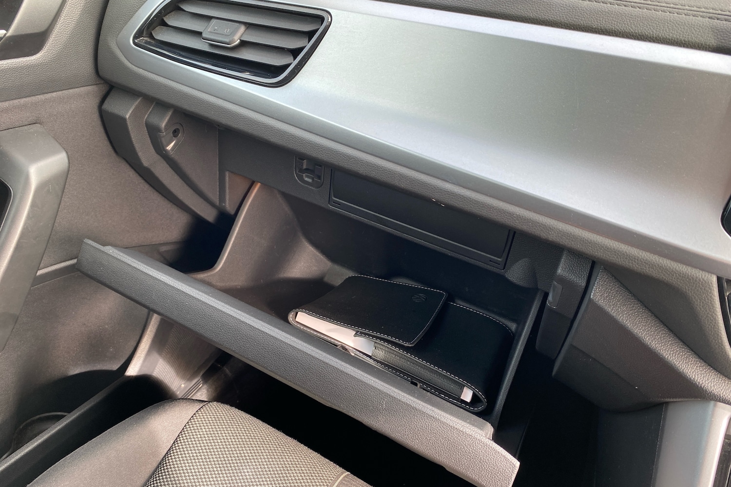 Used Volkswagen T-Roc 2022 for sale - 76675027: Photo 21