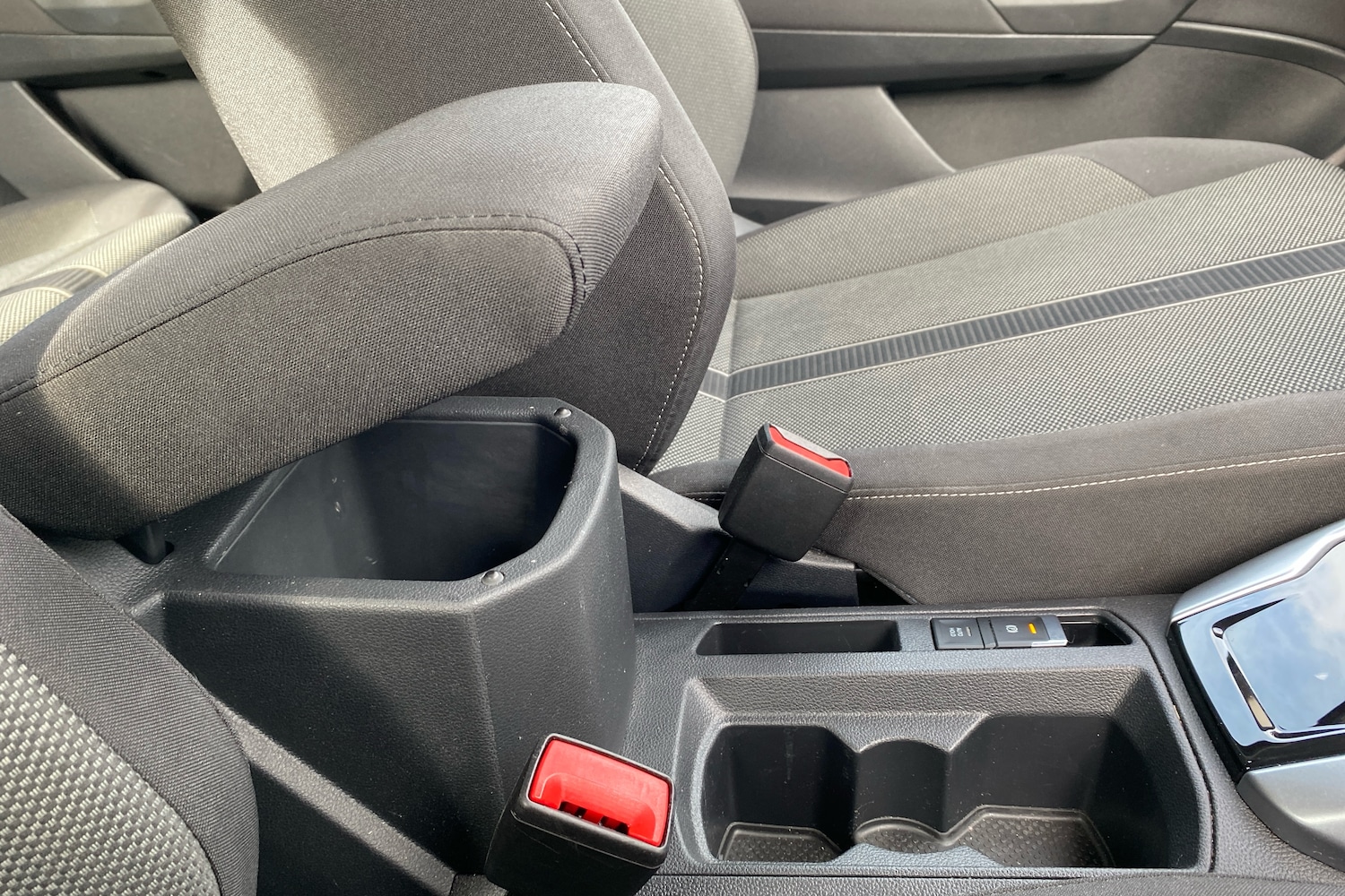 Used Volkswagen T-Roc 2022 for sale - 76675027: Photo 23