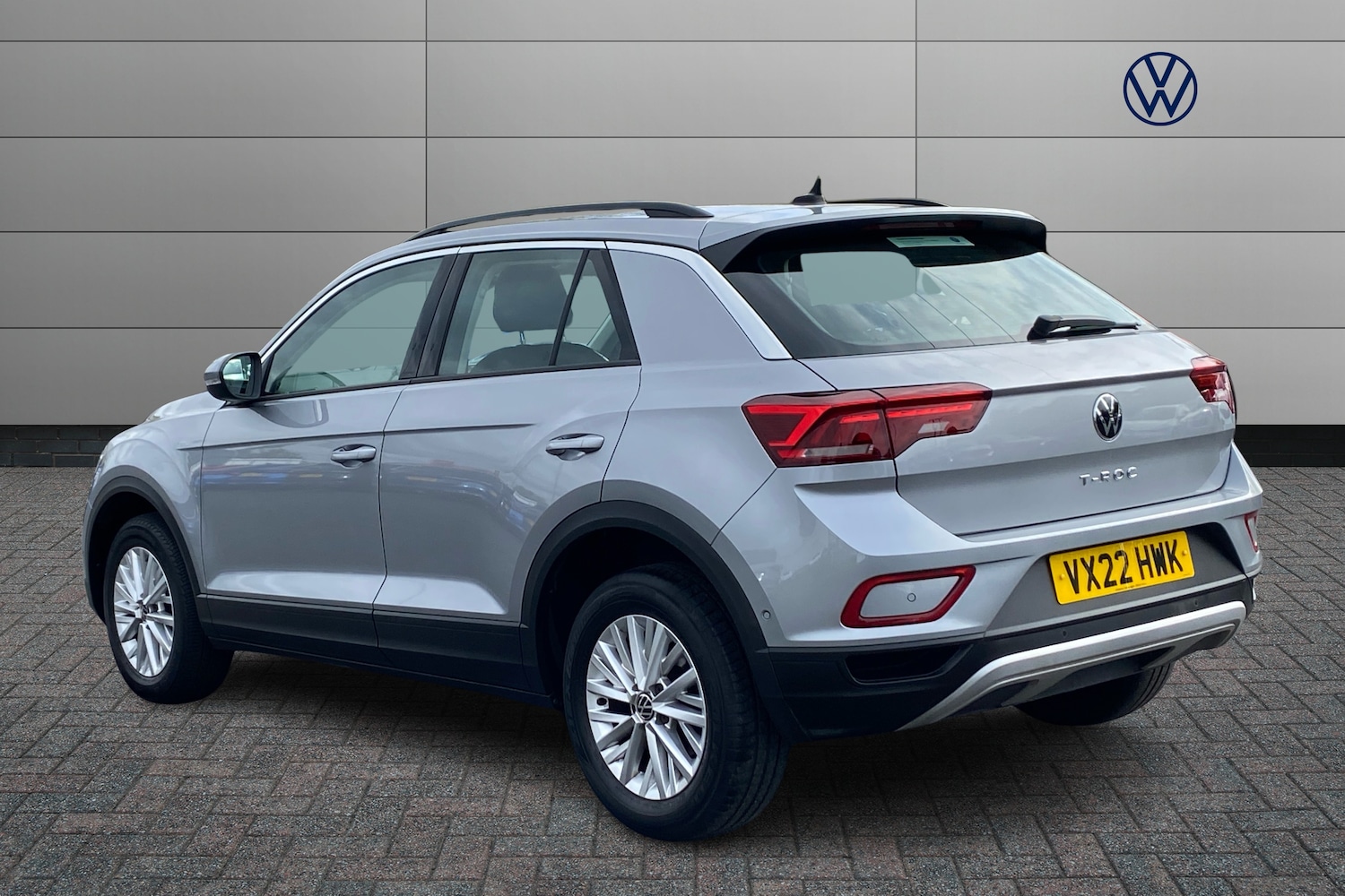 Used Volkswagen T-Roc 2022 for sale - 76675027: Photo 3