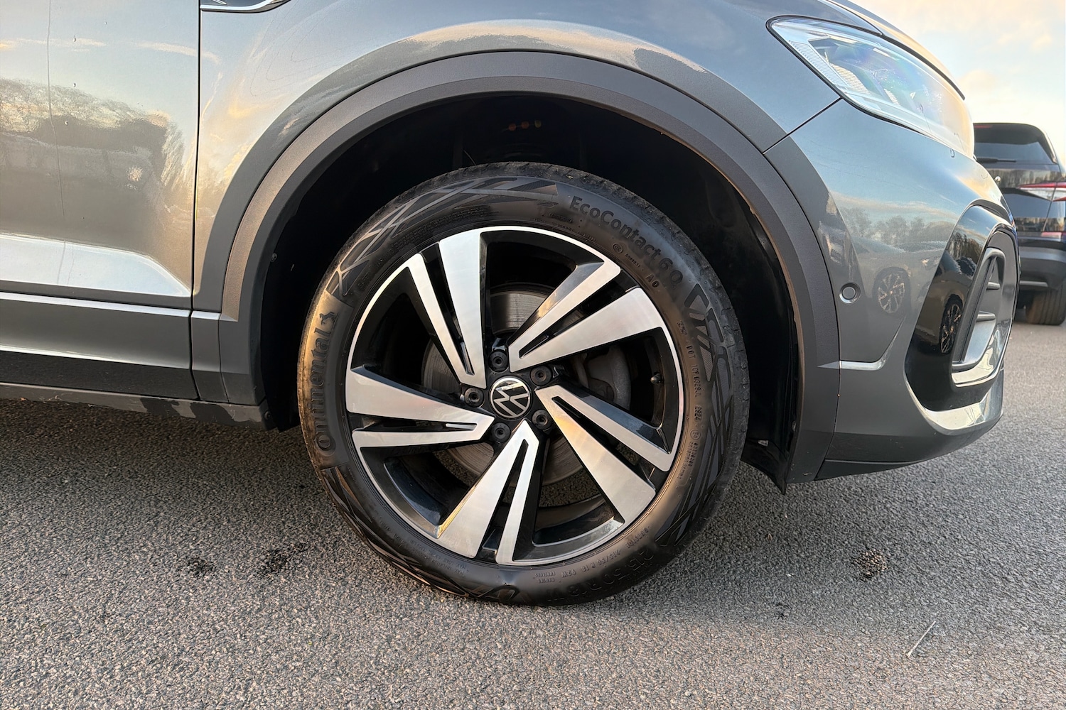 Used Volkswagen T-Roc 2022 for sale - 76951365: Photo 5