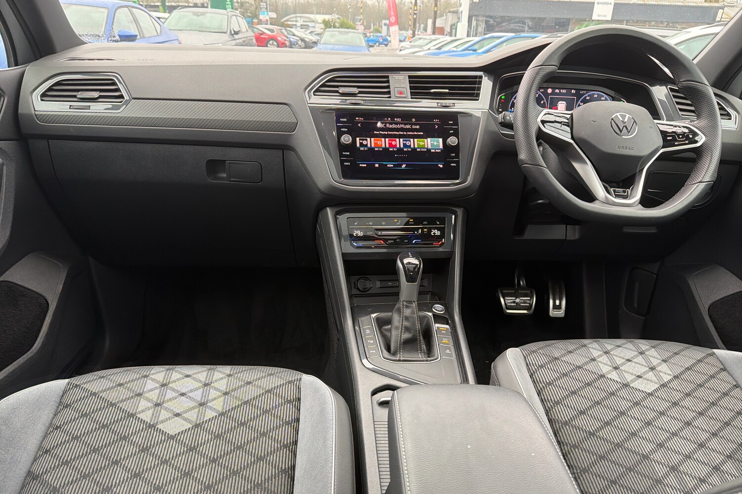 Used Volkswagen Tiguan 2024 for sale - 77785845: Photo 8