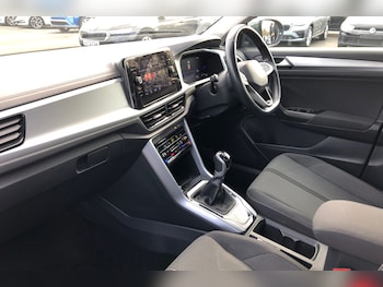 Used Volkswagen T-Roc 2022 for sale - 78450470: Photo
