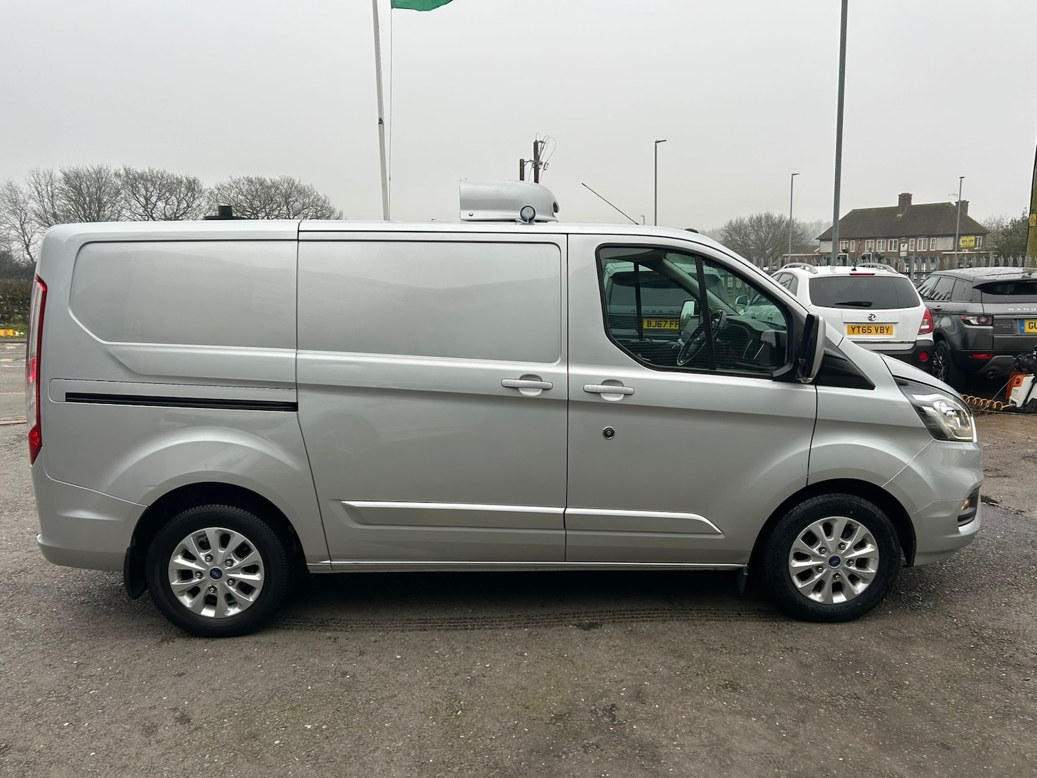 Used Ford Transit Custom 2019 for sale - 77418557: Photo 2