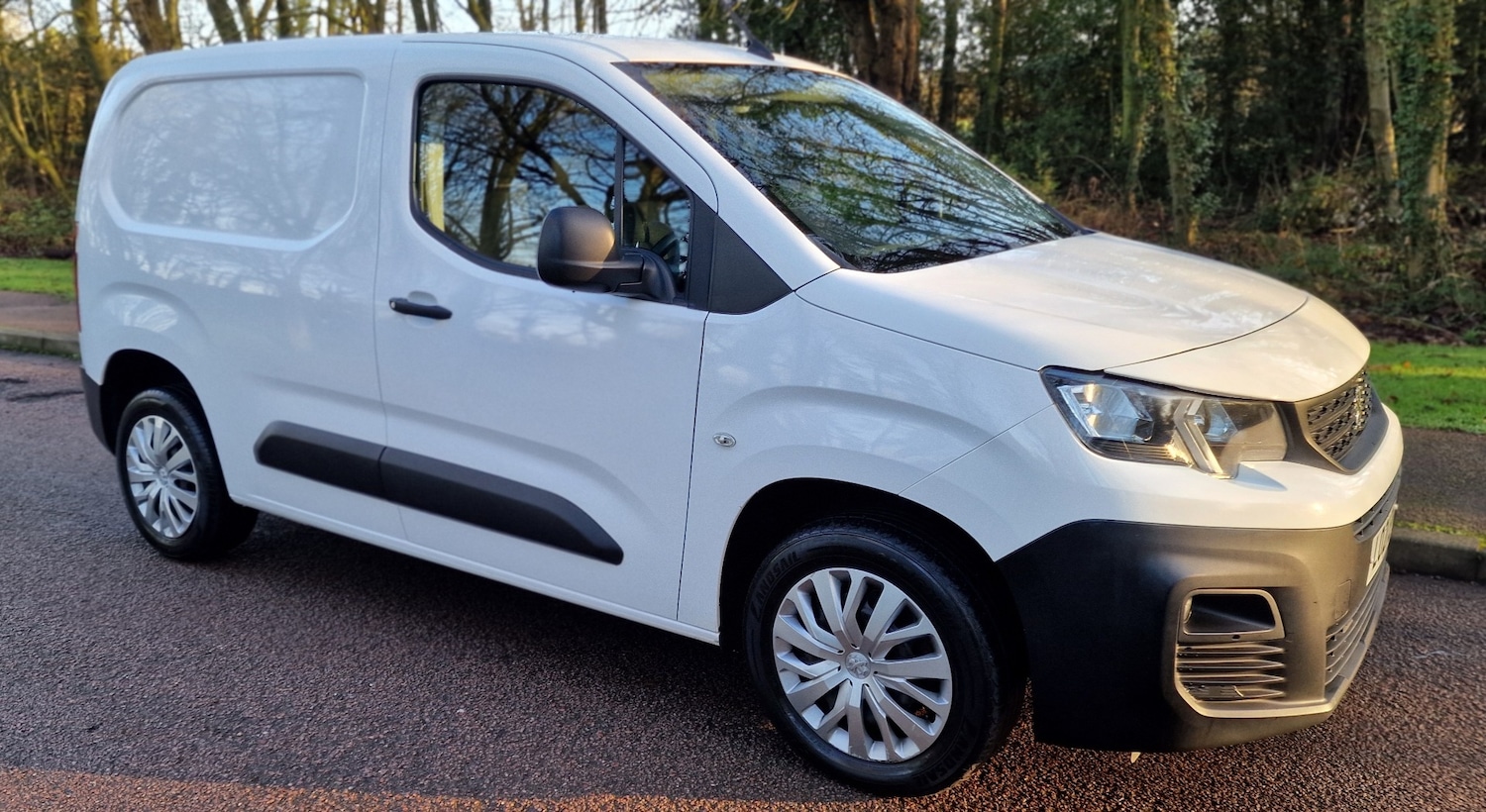 Used Peugeot Partner 2021 for sale - 76979806: Photo 2