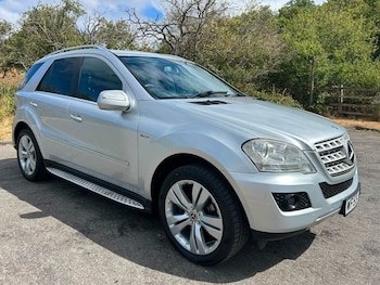 Used Mercedes-Benz M Class 2009 for sale - 79445599: Photo