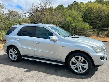 Used Mercedes-Benz M Class 2009 for sale - 79445599: Photo