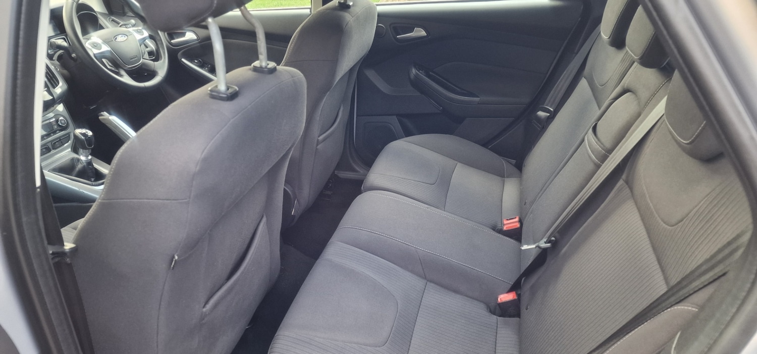 Used Ford Focus 2011 for sale - 75904359: Photo 11