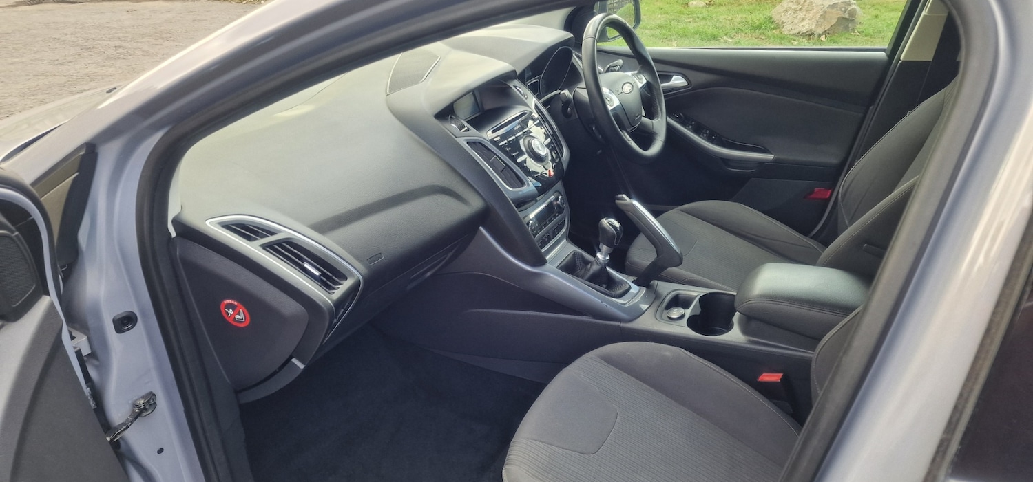 Used Ford Focus 2011 for sale - 75904359: Photo 12