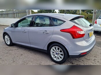 Used Ford Focus 2011 for sale - 75904359: Photo