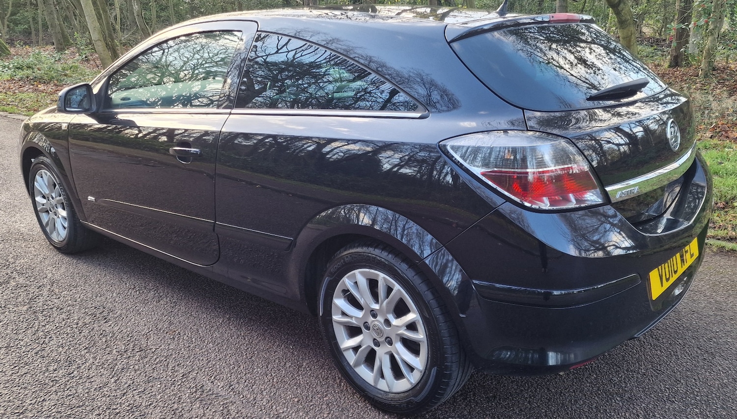 Used Vauxhall Astra 2010 for sale - 76576576: Photo 5