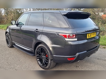 Used Land Rover Range Rover Sport 2017 for sale - 76694642: Photo