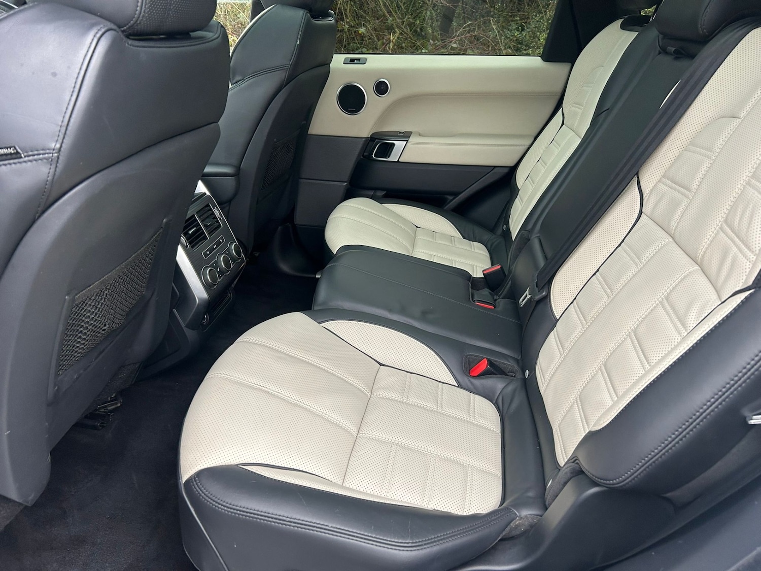 Used Land Rover Range Rover Sport 2016 for sale - 77460383: Photo 6