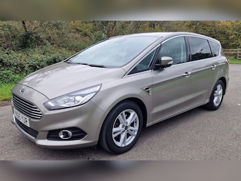 Used Ford S-Max 2015 for sale - 76230126: Photo 2