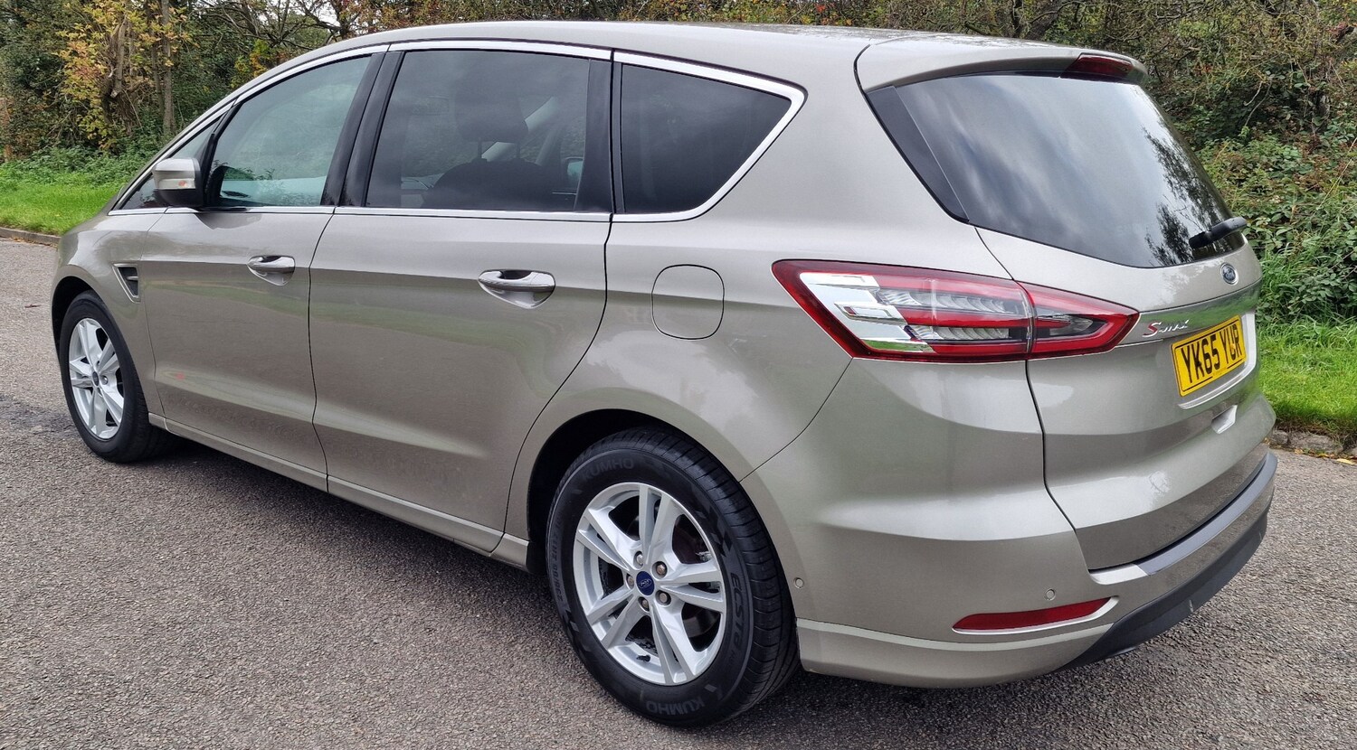 Used Ford S-Max 2015 for sale - 76230126: Photo 4