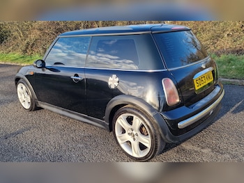 Used MINI Hatch 2003 for sale - 77350173: Photo
