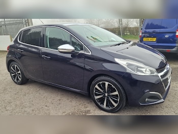 Used Peugeot 208 2016 for sale - 77759743: Photo
