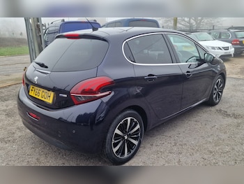 Used Peugeot 208 2016 for sale - 77759743: Photo