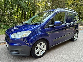 Used Ford Transit Courier 2016 for sale - 75497404: Photo