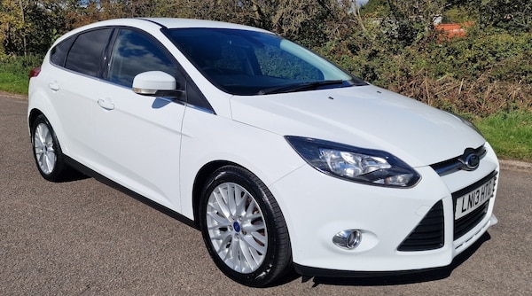Used Ford Focus 2013 for sale - 76063744: Photo 4