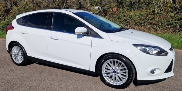 Used Ford Focus 2013 for sale - 76063744: Photo 8