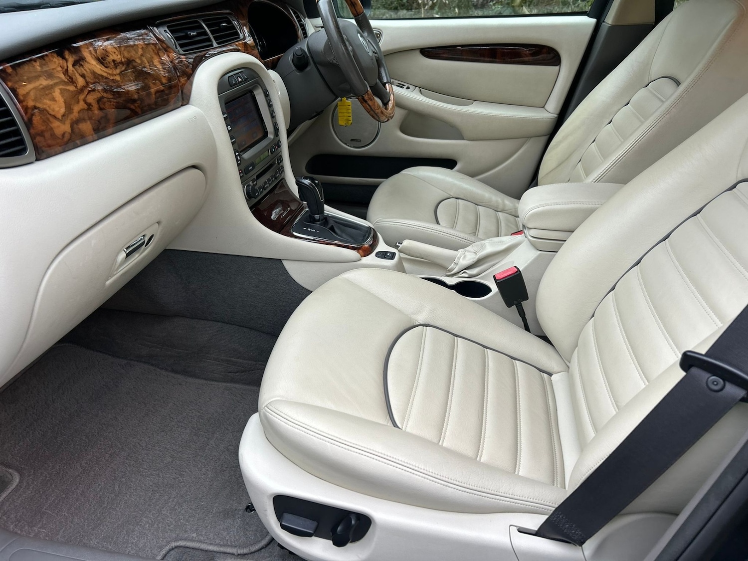 Used Jaguar X-Type 2009 for sale - 77208865: Photo 4