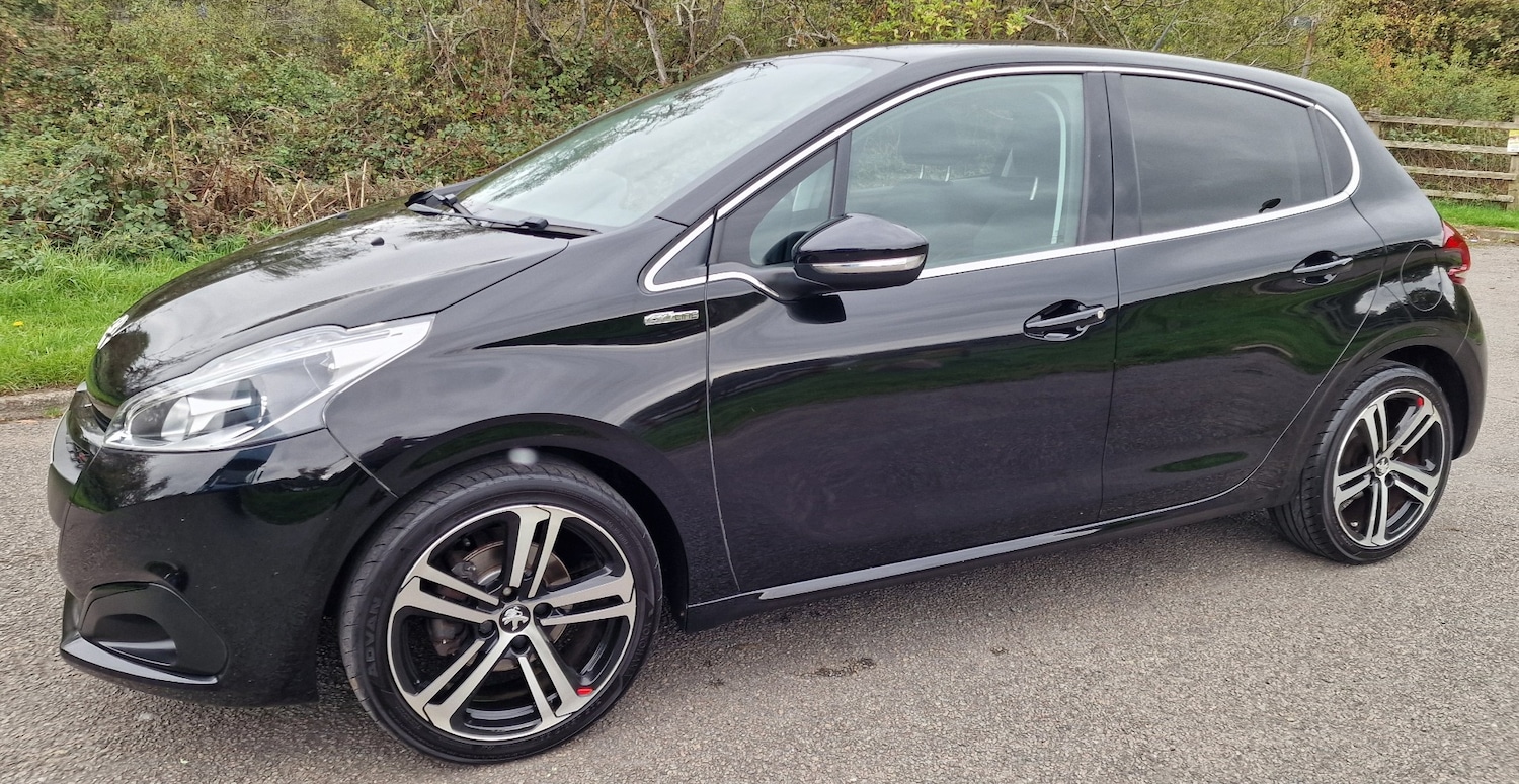 Used Peugeot 208 2019 for sale - 76274880: Photo 3