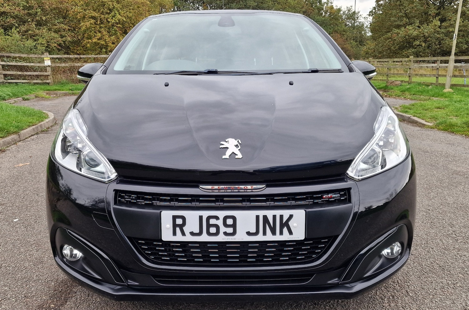 Used Peugeot 208 2019 for sale - 76274880: Photo 6