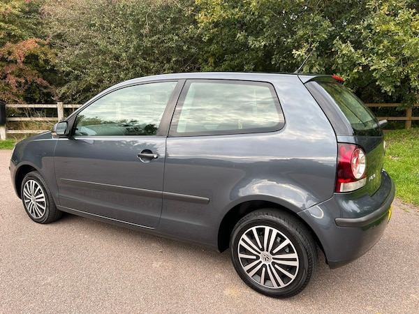 Used Volkswagen Polo 2009 for sale - 76156488: Photo 3