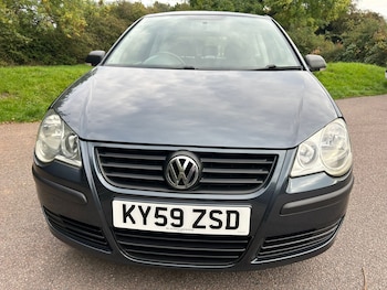 Used Volkswagen Polo 2009 for sale - 76156488: Photo 4