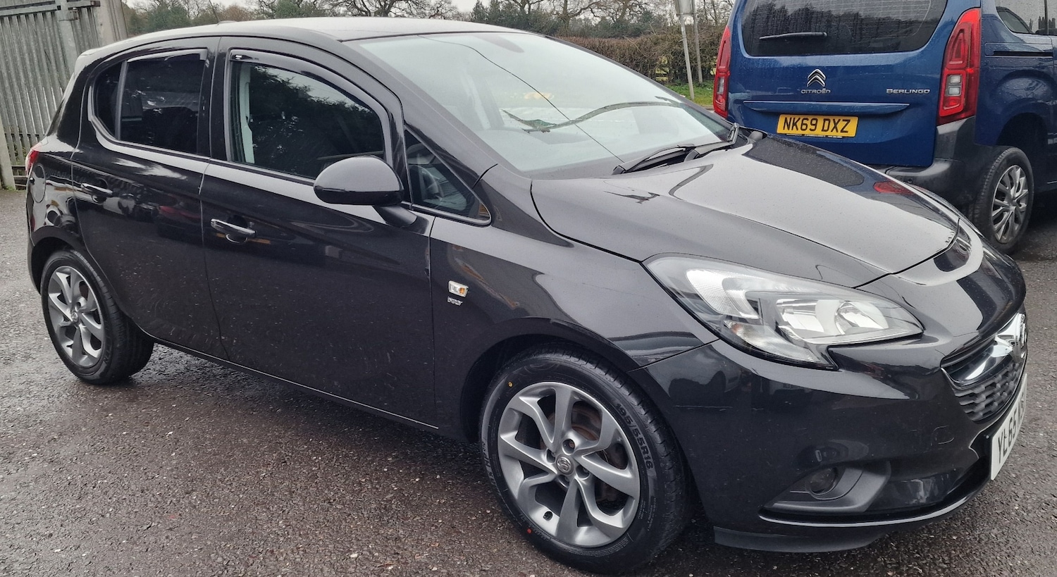 Used Vauxhall Corsa 2016 for sale - 77262263: Photo 2