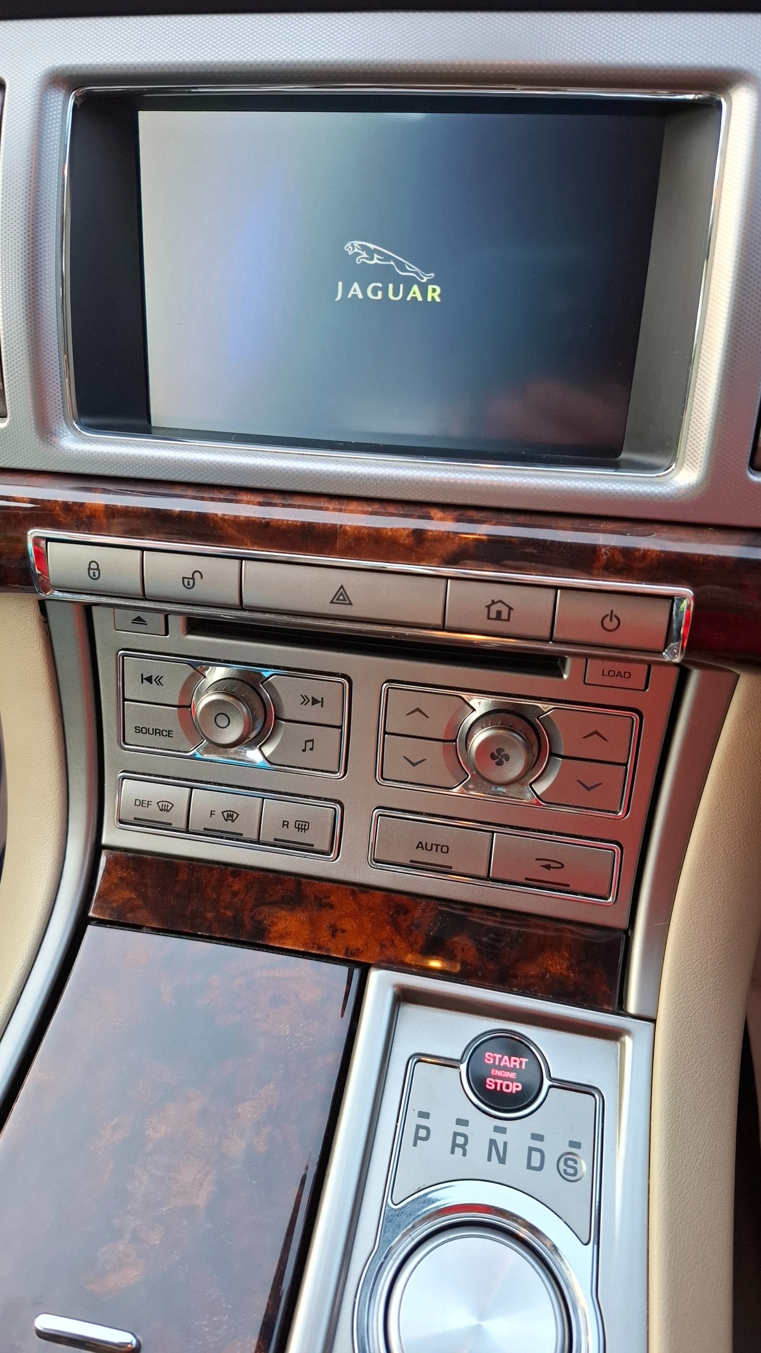 Used Jaguar XF 2009 for sale - 78169411: Photo 10